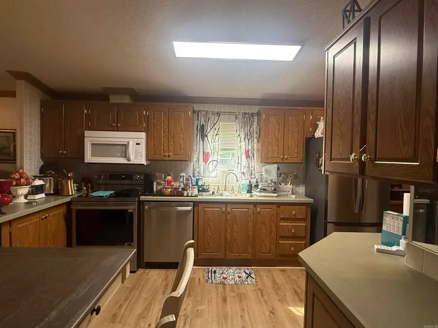 184 Lee St, Paragould, AR 72450 - #3