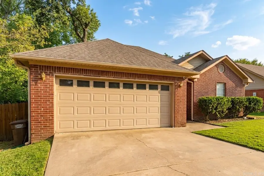 270 Pickwicket Dr, Conway, AR 72034 - #3