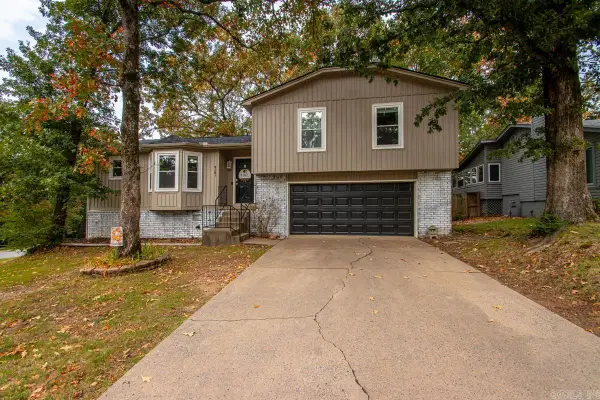 8201 Oak Ridge Road, Sherwood, AR 72120