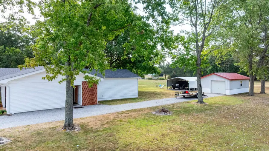 619 E Center, Cave City, AR 72521 - #2
