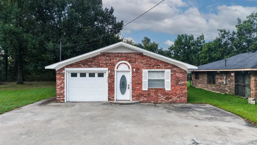 3204 W 16, Pine Bluff, AR 71603 - #2
