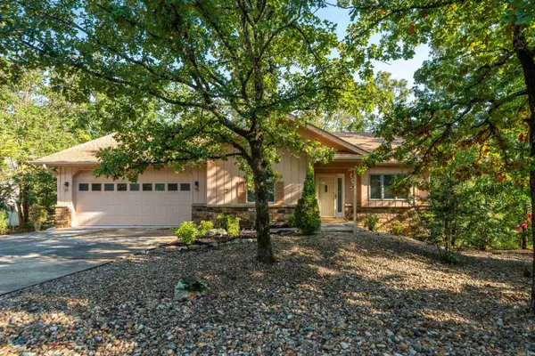 7 Paterna Lane, Hot Springs Village, AR 71909