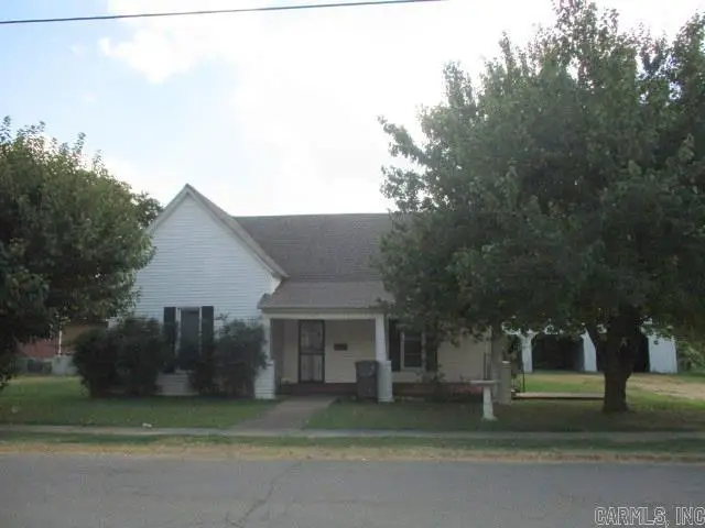 424 E Lake Street, Paragould, AR 72450 - #2