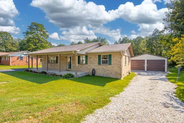 1313 Bayer Street, Malvern, AR 72104