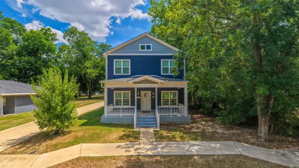 514 Center Street, Conway, AR 72034