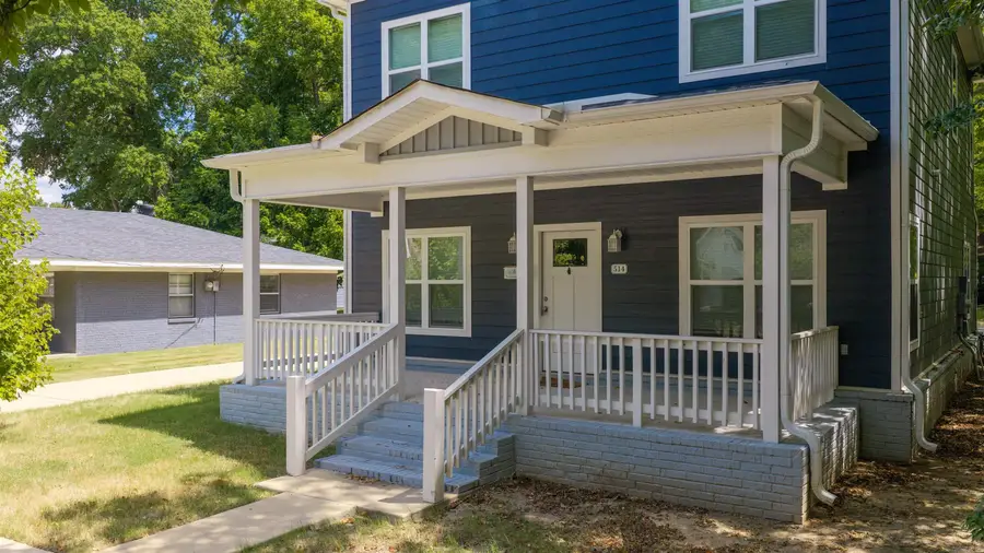 514 Center Street, Conway, AR 72034 - #3