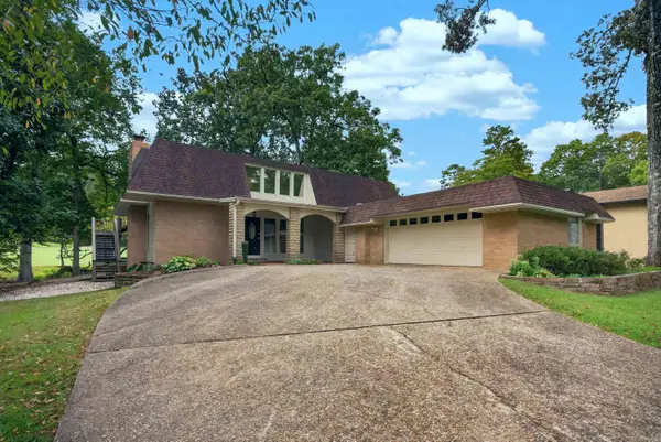 13 Durango Way, Hot Springs Village, AR 71909