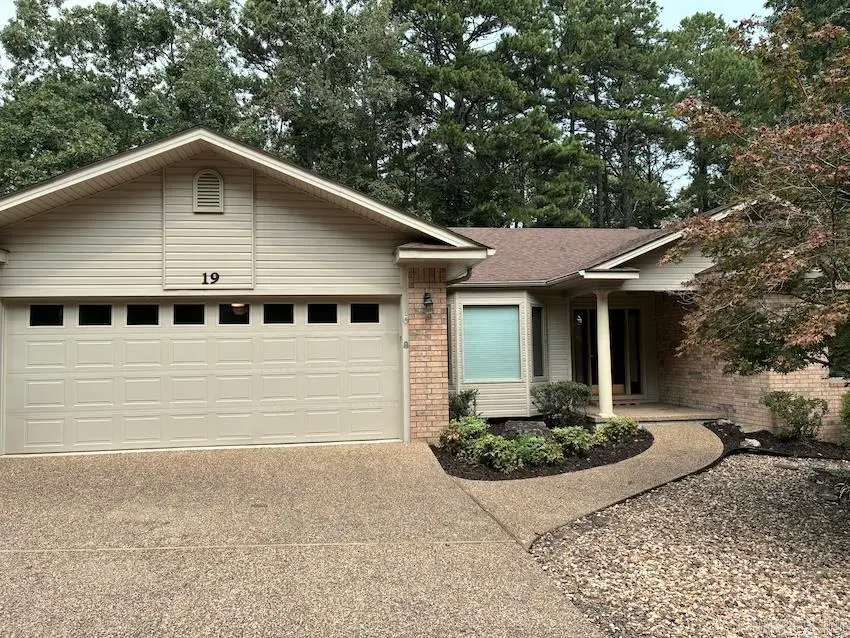 19 Jumilla Ln, Hot Springs Village, AR 71909 - #1