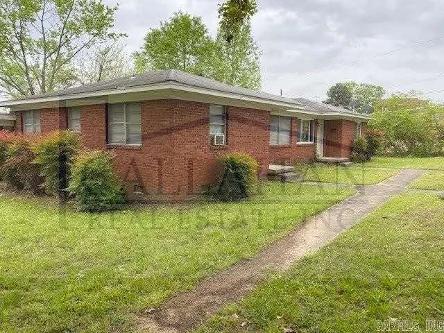 110 & 112 W I Avenue, North Little Rock, AR 72116 - #1