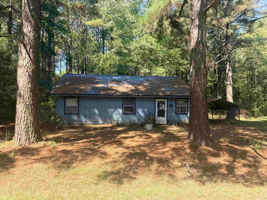637 SW Front Street, Wilton, AR 71865 - #2