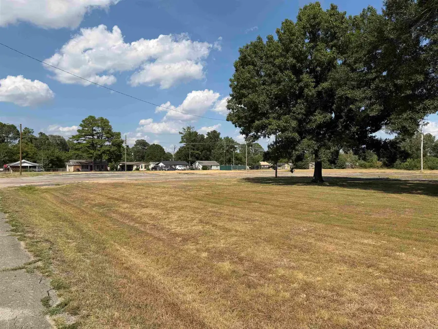 3203 Race Street, Jonesboro, AR 72401 - #2