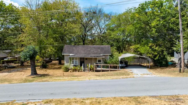 1142 15th Street, Batesville, AR 72501