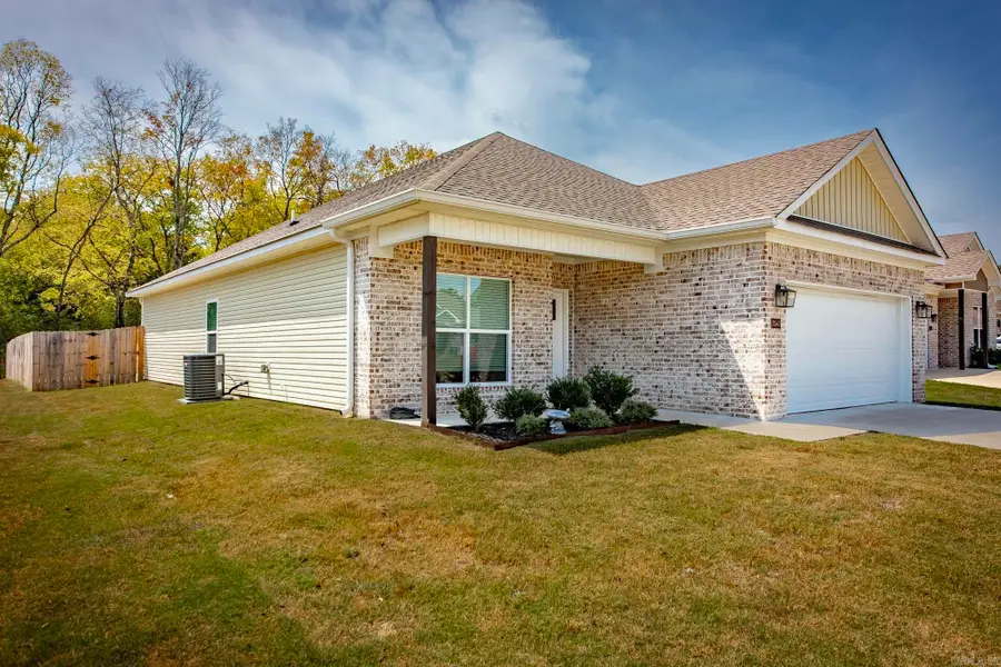 3543 Village Walk Drive, Bryant, AR 72022 - #3