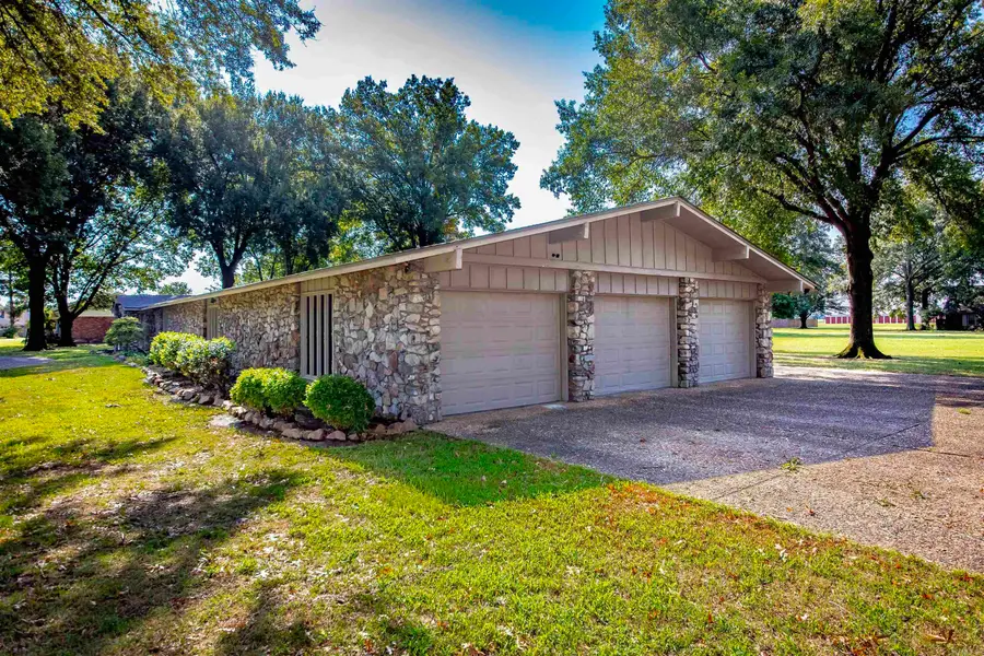 204 Cherry Street, England, AR 72046 - #2