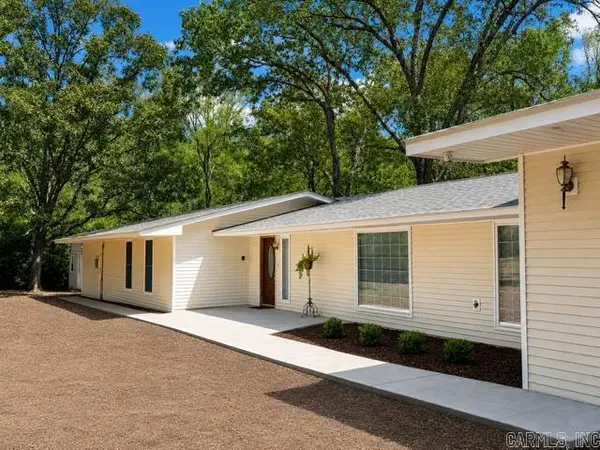 222 San Felipe Road, Hot Springs, AR 71909