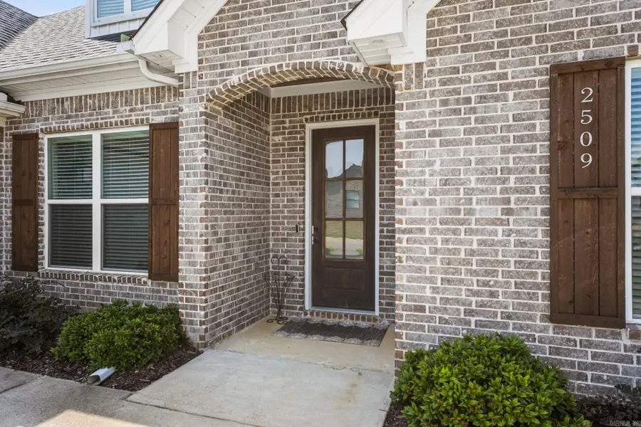 2509 Hurricane Gardens Drive, Bryant, AR 72022 - #3
