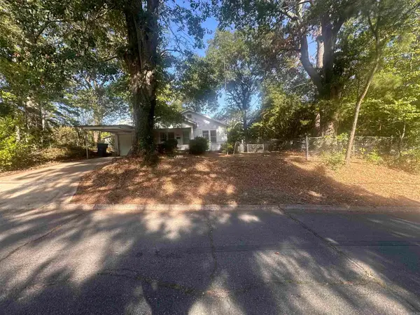 157 Cleveland, Camden, AR 71701
