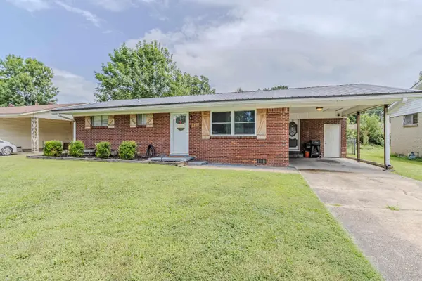 511 N 9 1/2 St, Paragould, AR 72450