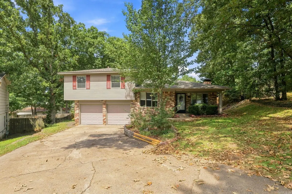 11 Cherrywood Ct, Little Rock, AR 72211 - #1