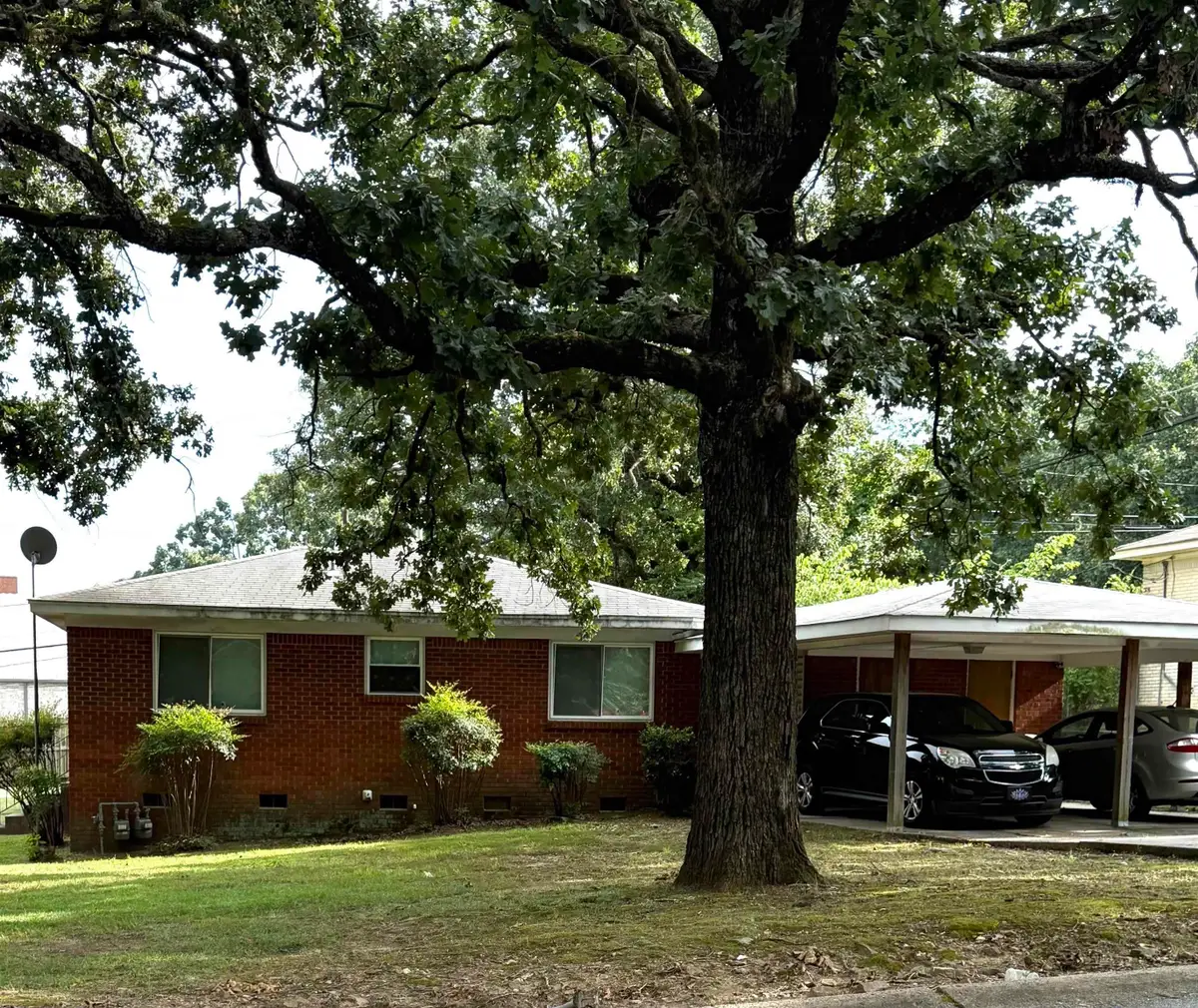 114 & 116 W I Avenue, North Little Rock, AR 72116 - #1
