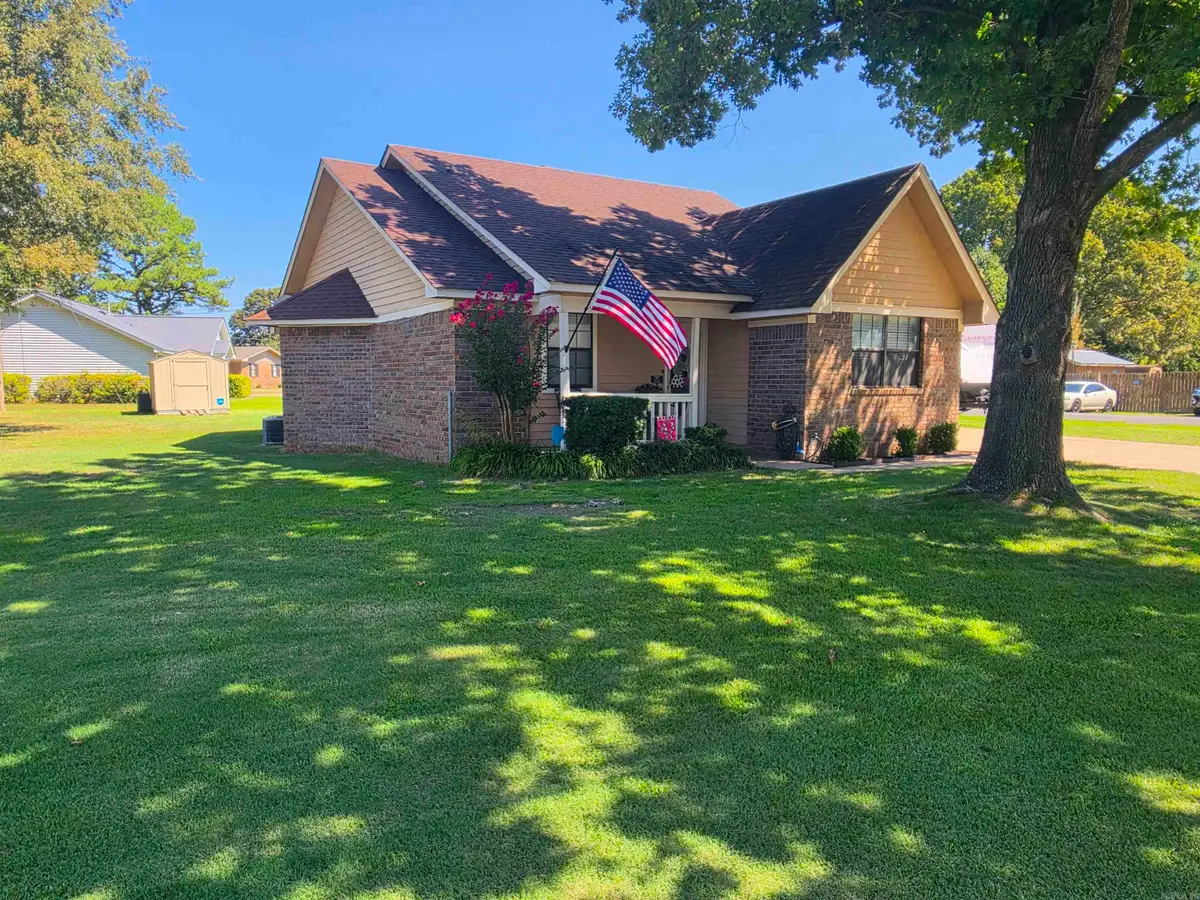 410 Lynn Ln, Lonoke, AR 72086 - #1