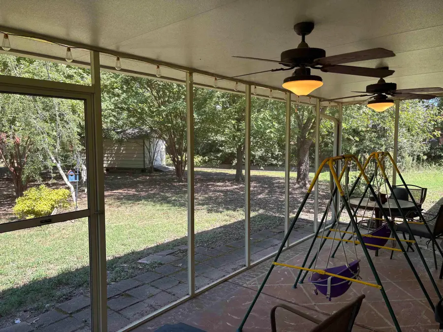 4460 Thompson Street, Conway, AR 72034 - #2