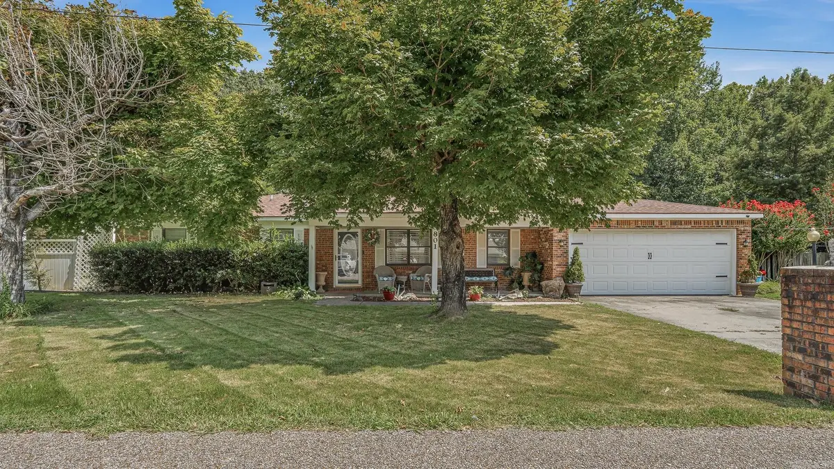 801 Brighton Street, Paragould, AR 72450 - #1