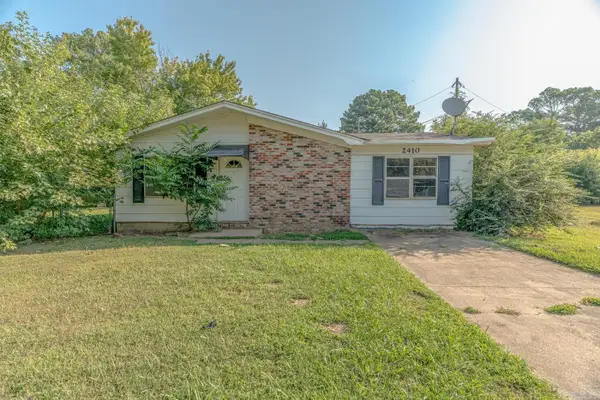 2410 Westacre Dr, Jonesboro, AR 72401