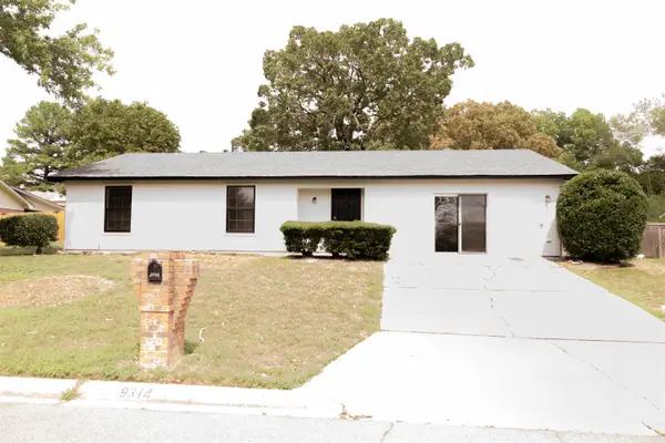 9314 Timber Valley Rd, Little Rock, AR 72204