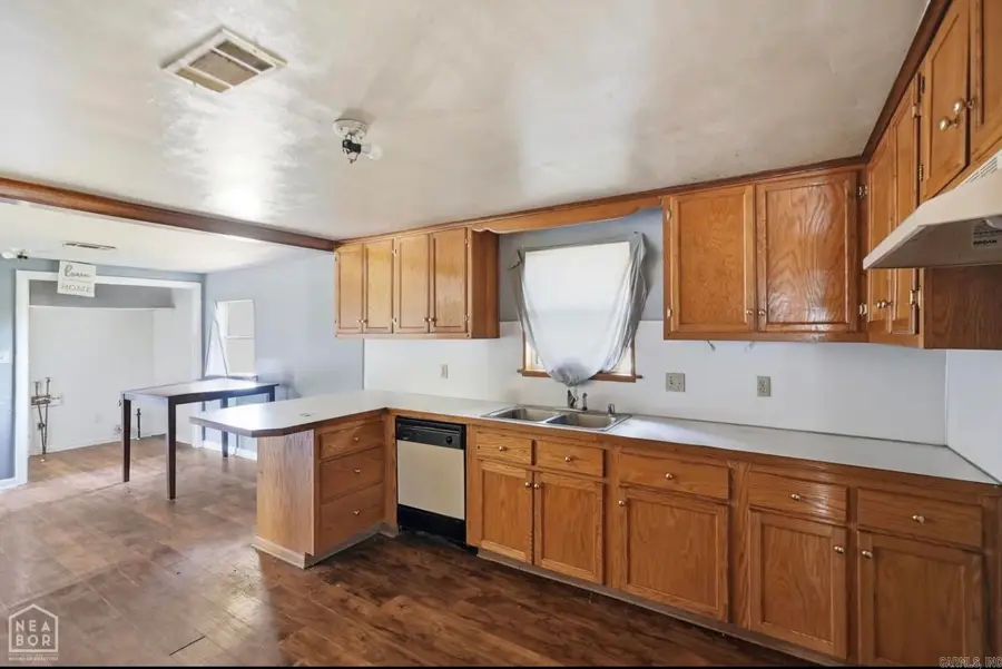 8 Locust Street, Mayflower, AR 72106 - #2