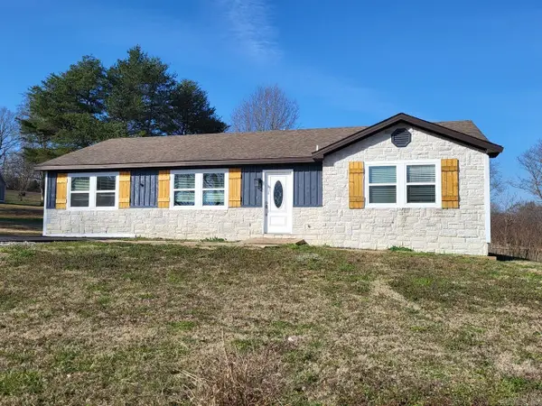 3717 Oak Leaf Cir, Jonesboro, AR 72404