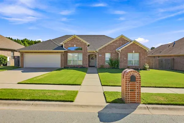 4108 Olympia Drive, Bryant, AR 72022