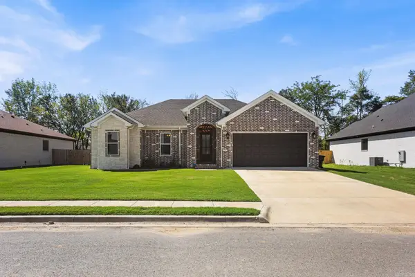 15 Libra Lane, Ward, AR 72176