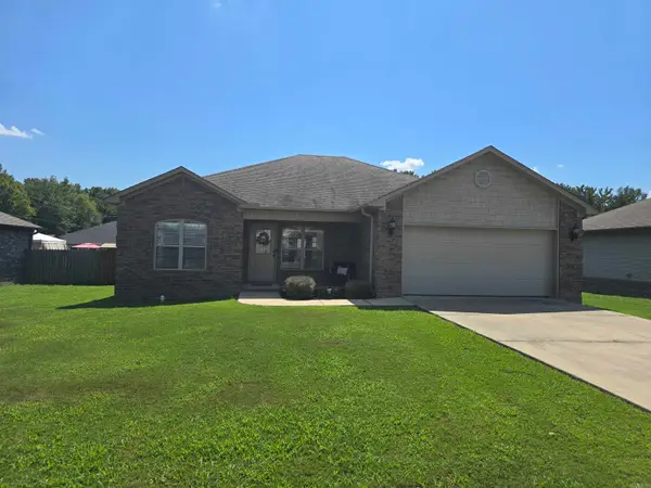 62 Grand Stand Drive, Austin, AR 72007