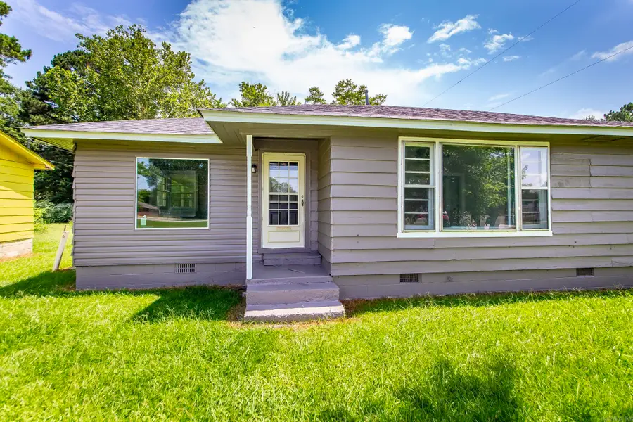601 W Wilbur Mills, Kensett, AR 72082 - #2