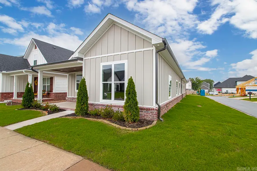 312 Gardens Lane, North Little Rock, AR 72114 - #2