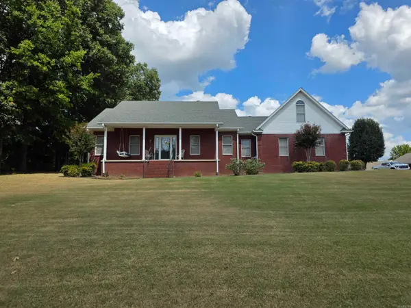 2301 Country Club Rd, Paragould, AR 72450