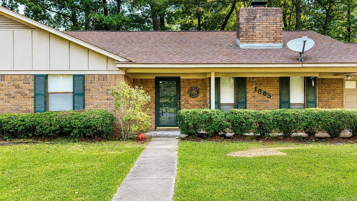 1305 War Eagle, Pine Bluff, AR 71603 - #1