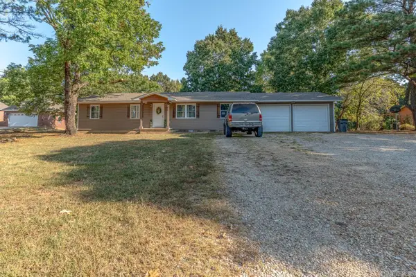811 Thorne Dr, Paragould, AR 72450