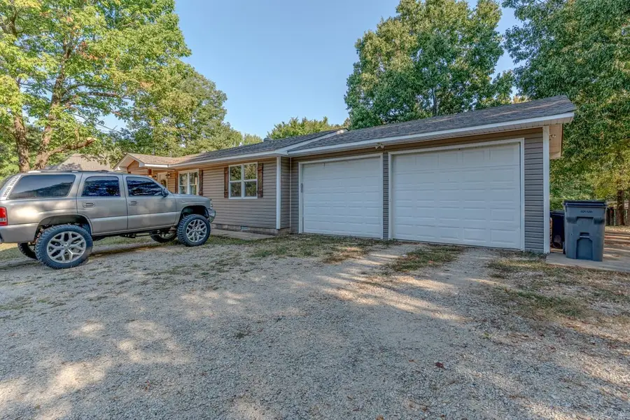811 Thorne Dr, Paragould, AR 72450 - #2
