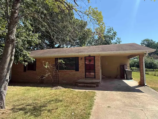 203 S 10th Ave, Paragould, AR 72450