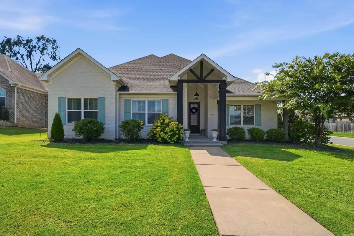 5709 Red Leaf Drive, Benton, AR 72019 - #1