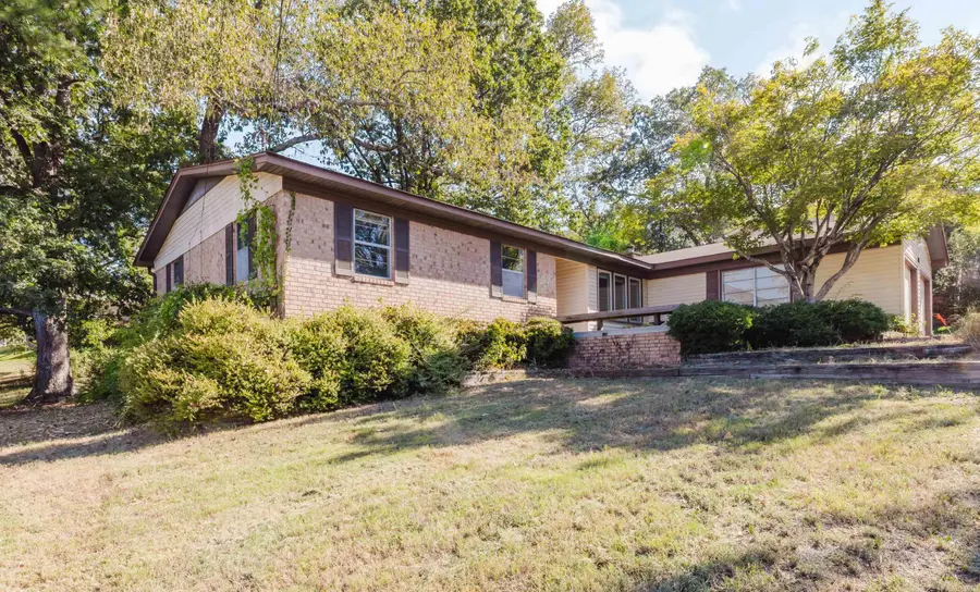 105 Glen Meadows, Hot Springs, AR 71901 - #2