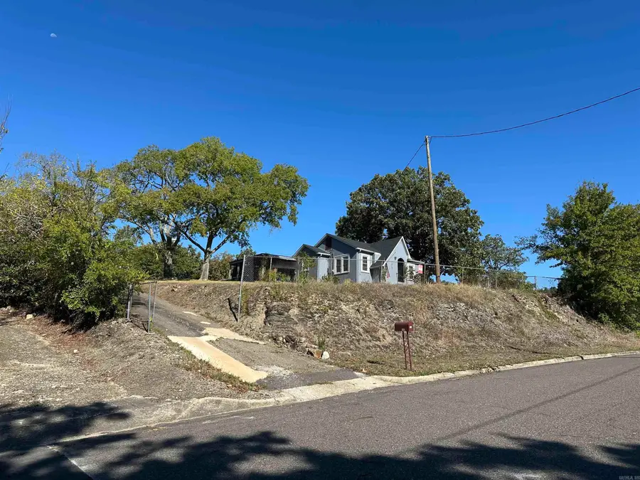 112 Oklahoma St Street, Hot Springs, AR 71901 - #3