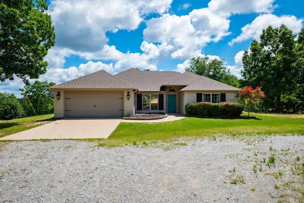 4951 Dixie Lane, Benton, AR 72019