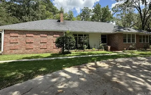 3615 S Poplar Street, Pine Bluff, AR 71603