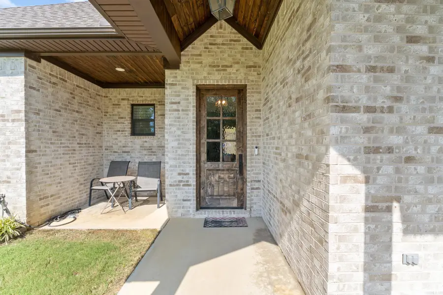 7717 S Shoreline Blvd., Benton, AR 72019 - #2