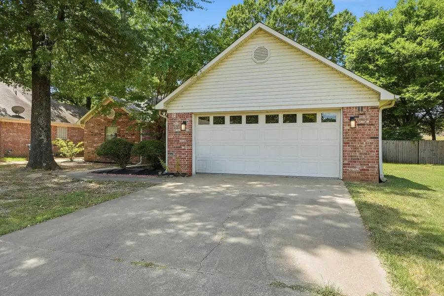 431 Bernard Drive, Conway, AR 72032 - #3