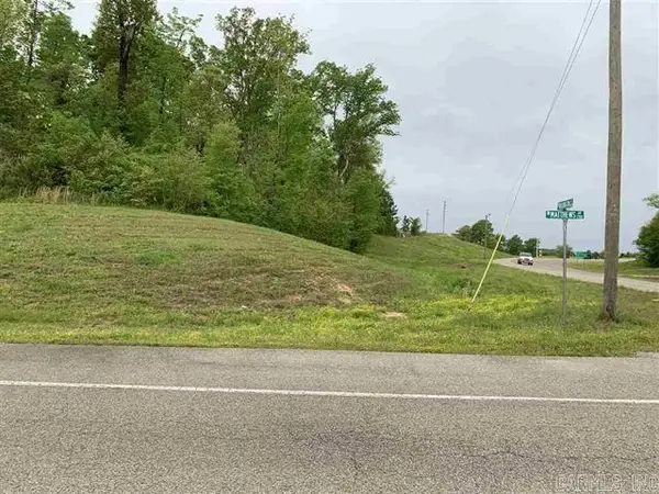 2714 W Matthews, Jonesboro, AR 72401