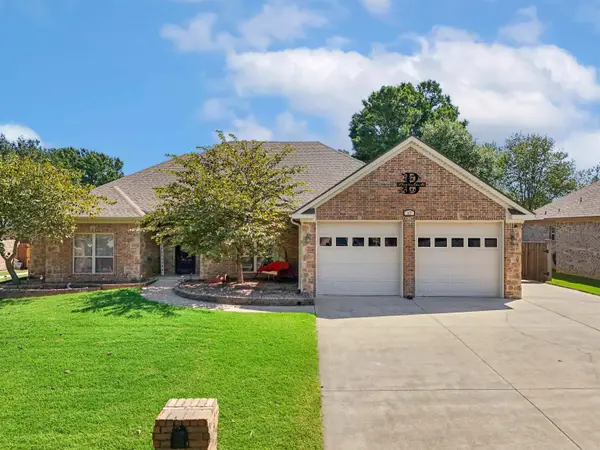 17 Crosswinds Drive, Cabot, AR 72023